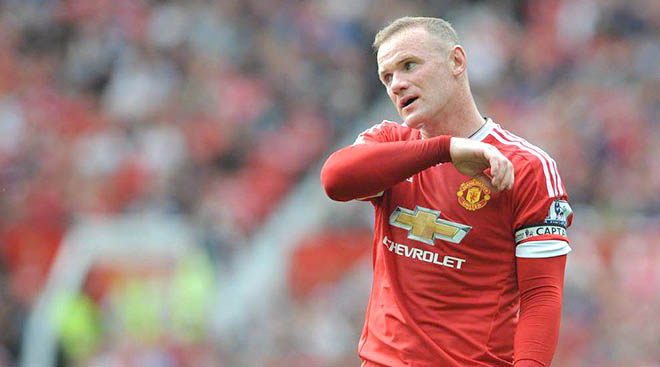 Hàng công Man United: Cả chục năm vẫn tranh cãi vị trí của Rooney
