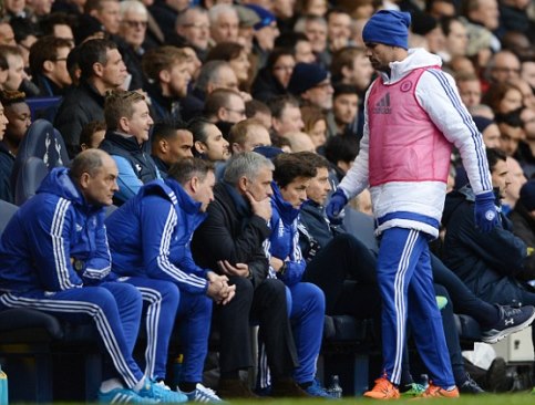 Mourinho: ‘Đáng lẽ Diego Costa ngồi dự bị từ lâu rồi’