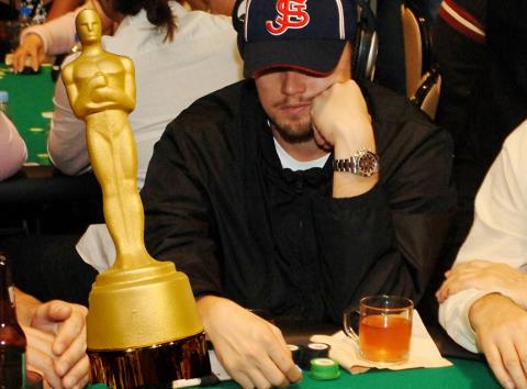 Leonardo DiCaprio giành giải Oscar: Được 'dựng chuyện thắng cược' 2 triệu USD