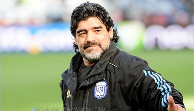  Maradona: ‘Tôi không cần lương như Mourinho, sẵn sàng dẫn dắt Argentina miễn phí’