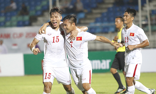 Tuyển thủ Việt Nam nói gì trước giờ bốc thăm AFF Suzuki Cup 2016: 'Gặp Thái Lan càng sớm càng tốt'