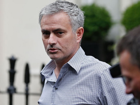 Derby Manchester: Mourinho đã có cách hạ Man City bằng một miếng đánh