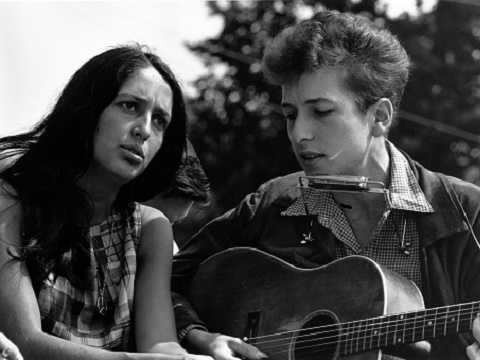 Đằng sau giải Nobel của Bob Dylan: Giữa những tiếng la ó