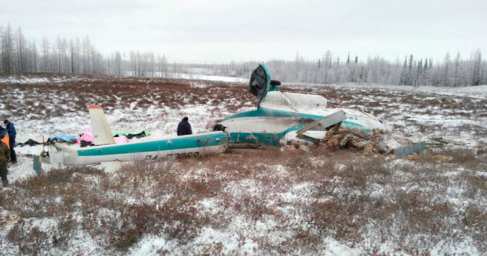 Tin mới nhất về rơi trực thăng Nga: Tìm thấy 3 người sống sót trong số 22 người