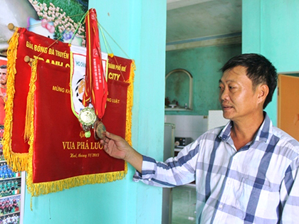 Trần Thành: Đến World Cup bằng đôi chân 'sỏi đá'