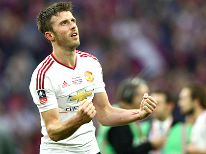 Bây giờ, Mourinho buộc phải tin ở Carrick