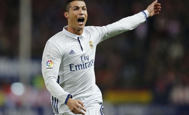  Ronaldo áp đảo Messi ở cuộc đua Bóng Vàng sau hat-trick hạ Atletico Madrid