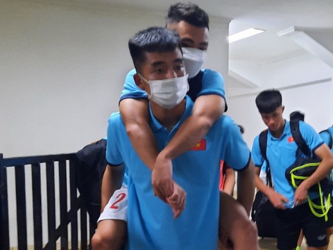 U19 Việt Nam thiệt quân sau trận hòa quả cảm Indonesia