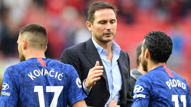 Chelsea thua đau, Lampard mắng Mourinho, dành lời khen cho MU