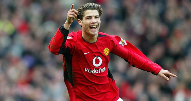 MU, Tin bóng đá MU, 10 thương vụ MU và Liverpool từng cạnh tranh nhau, chuyển nhượng MU, chuyển nhượng Liverpool, tin tức MU, Ronaldo, Van Dijk, Mane, Heinze, Liverpool