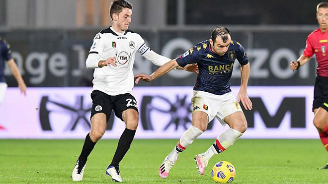Soi kèo nhà cái Genoa vs Spezia. Nhận định, dự đoán bóng đá Serie A (0h30, 10/1)