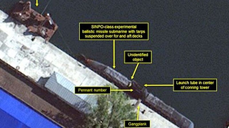 Lần đầu lộ ảnh từ vệ tinh Triều Tiên bí mật chế tạo ‘tàu ngầm tên lửa đạn đạo’