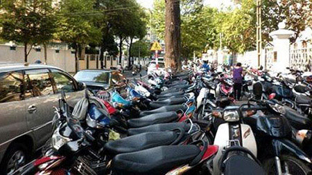Hà Nội đề xuất tăng mức giá trông giữ ôtô, xe máy