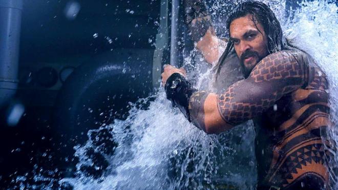 Hải vương 'Aquaman' tiếp tục thống trị bảng xếp hạng phim ăn khách