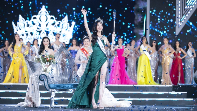 Trang chủ Miss World dành 'lời có cánh' gì cho Tân Hoa hậu Lương Thùy Linh?