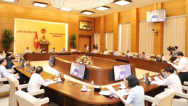 Quốc hội xem xét một số cơ chế, chính sách đặc thù với TP Hà Nội