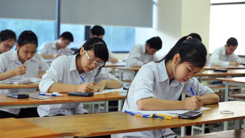 Hơn 88 nghìn thí sinh Hà Nội làm thủ tục thi vào lớp 10