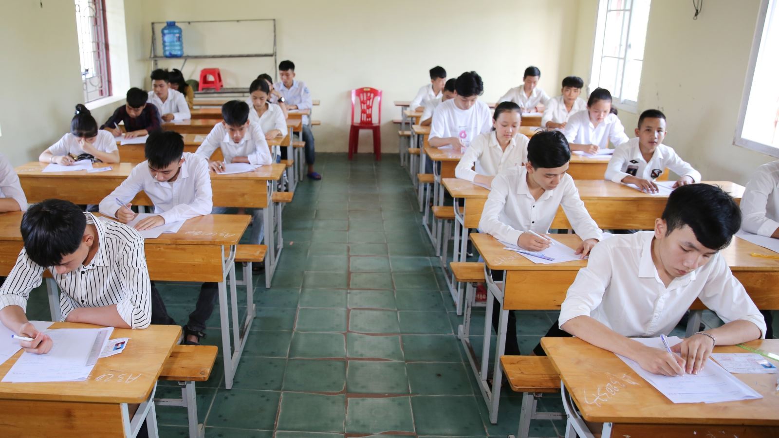 Tuyển sinh lớp 10: Hà Nội phát hành phiếu đăng ký dự thi năm học 2021 - 2022