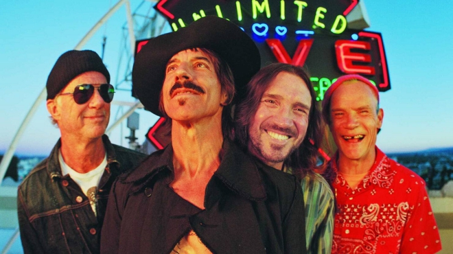 Album 'Unlimited Love' của Red Hot Chili Peppers: Trở về nhà trong tình yêu bất tận
