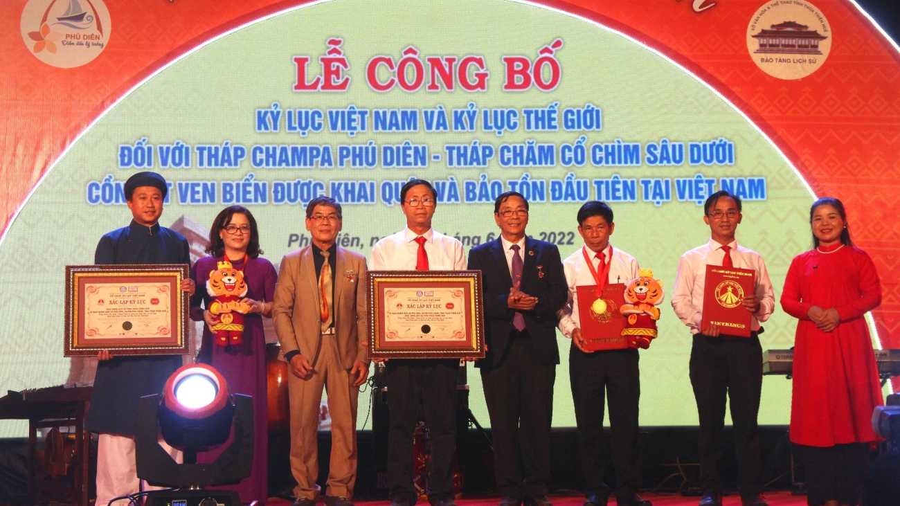 Tuần lễ Festival Huế 2022: Tháp Champa Phú Diên được công nhận kỷ lục thế giới