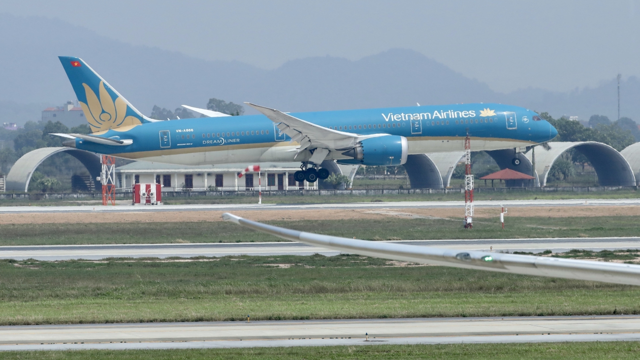 Nguyên nhân máy bay của Vietnam Airlines phải hạ cánh khẩn cấp tại Đà Nẵng