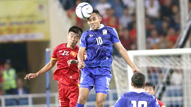 Việt Nam có thể gặp Thái Lan ở Asian Cup, HLV Graechen thất vọng với đàn em Công Phượng