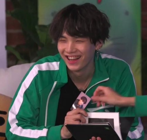 BTS: J-Hope và Suga lại một lần nữa chứng minh mình là định mệnh của nhau