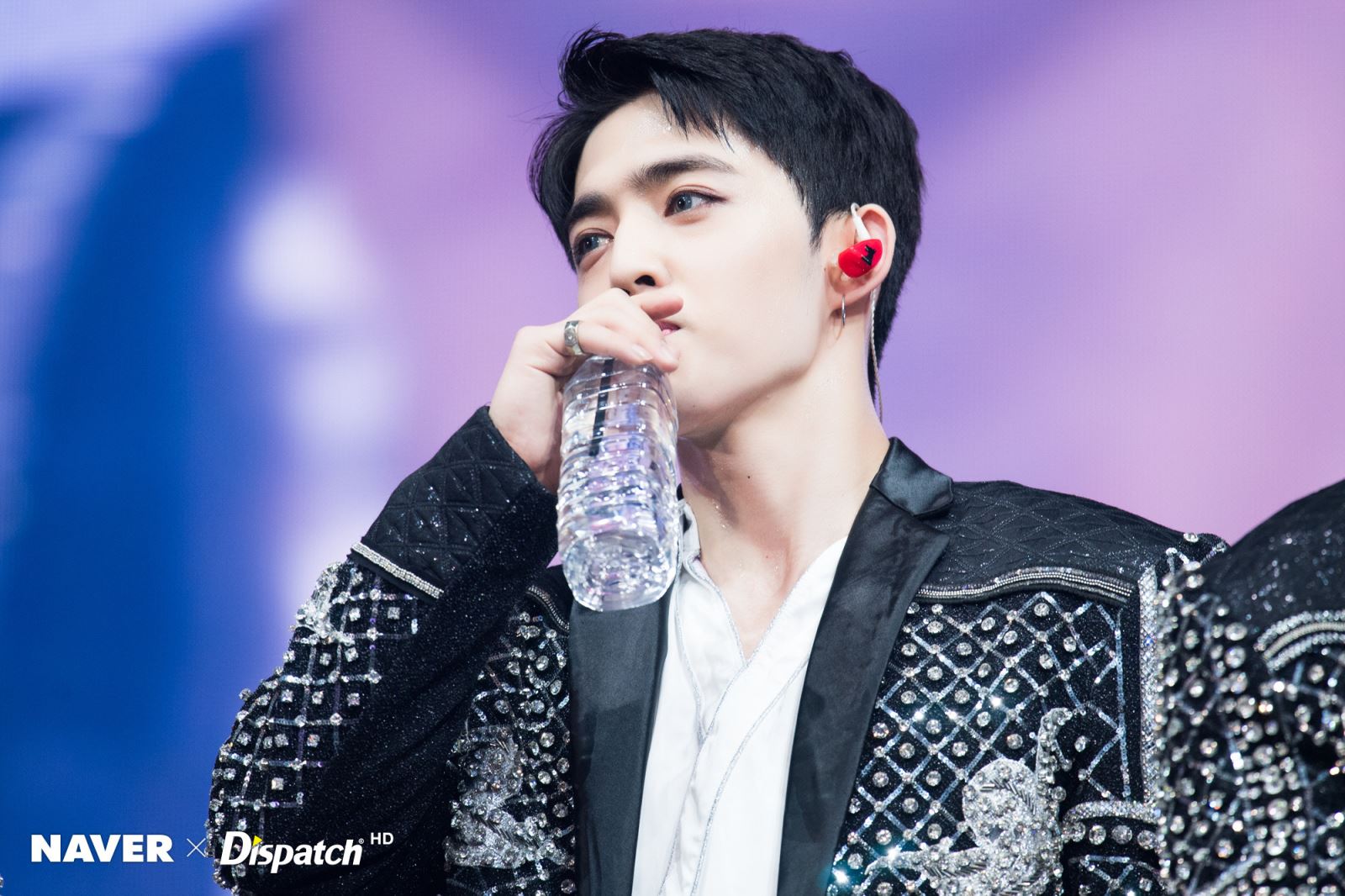 SEVENTEEN S.Coups, S.Coups tạm dừng hoạt động, S.Coups không tham dự AAA 2019, S.Coups bị trầm cảm, fan nghi ngờ S.Coups trầm cảm, S.Coups bị bệnh, AAA 2019 Việt Nam