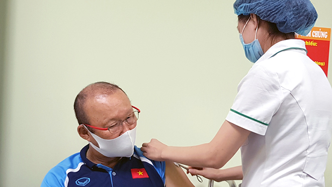 HLV Park Hang Seo đã được tiêm vaccine ngừa Covid-19