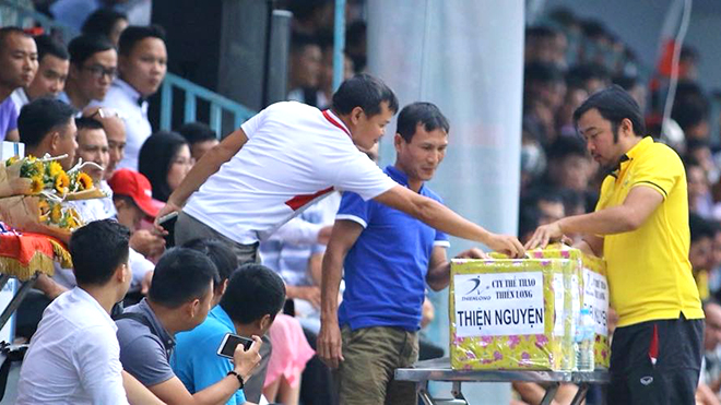 bóng đá, tin tức bóng đá, Công Vinh, Thủy Tiên, BXH V League, lịch thi đấu V League giai đoạn hai, kết quả bóng đá V League, trực tiếp bóng đá