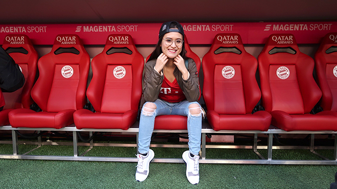 GHI CHÉP: Từ fangirl đến khách VIP của FC Bayern Munich