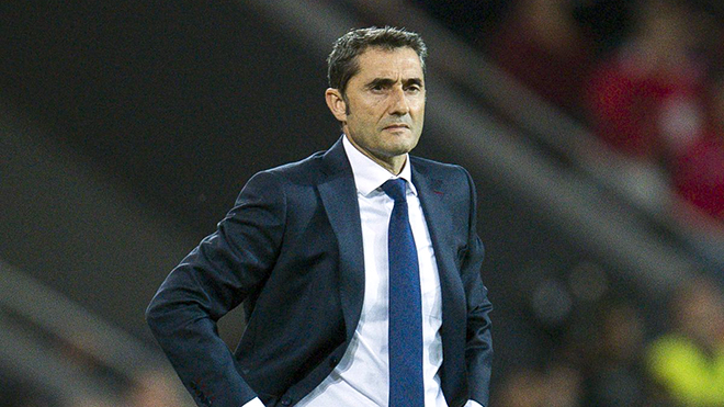 Valverde đang trốn trong 'vỏ ốc' ở Barcelona