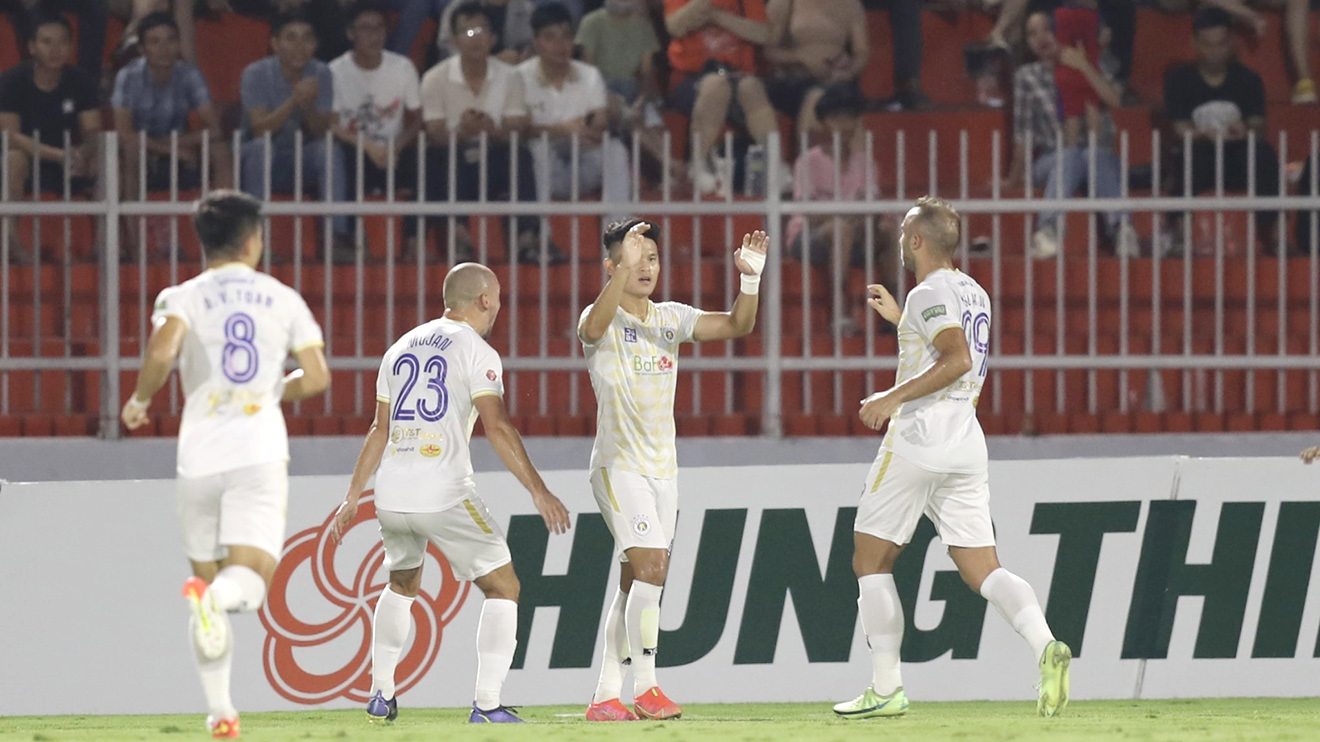 Hà Nội FC và HAGL đua 'song mã' tại V-League