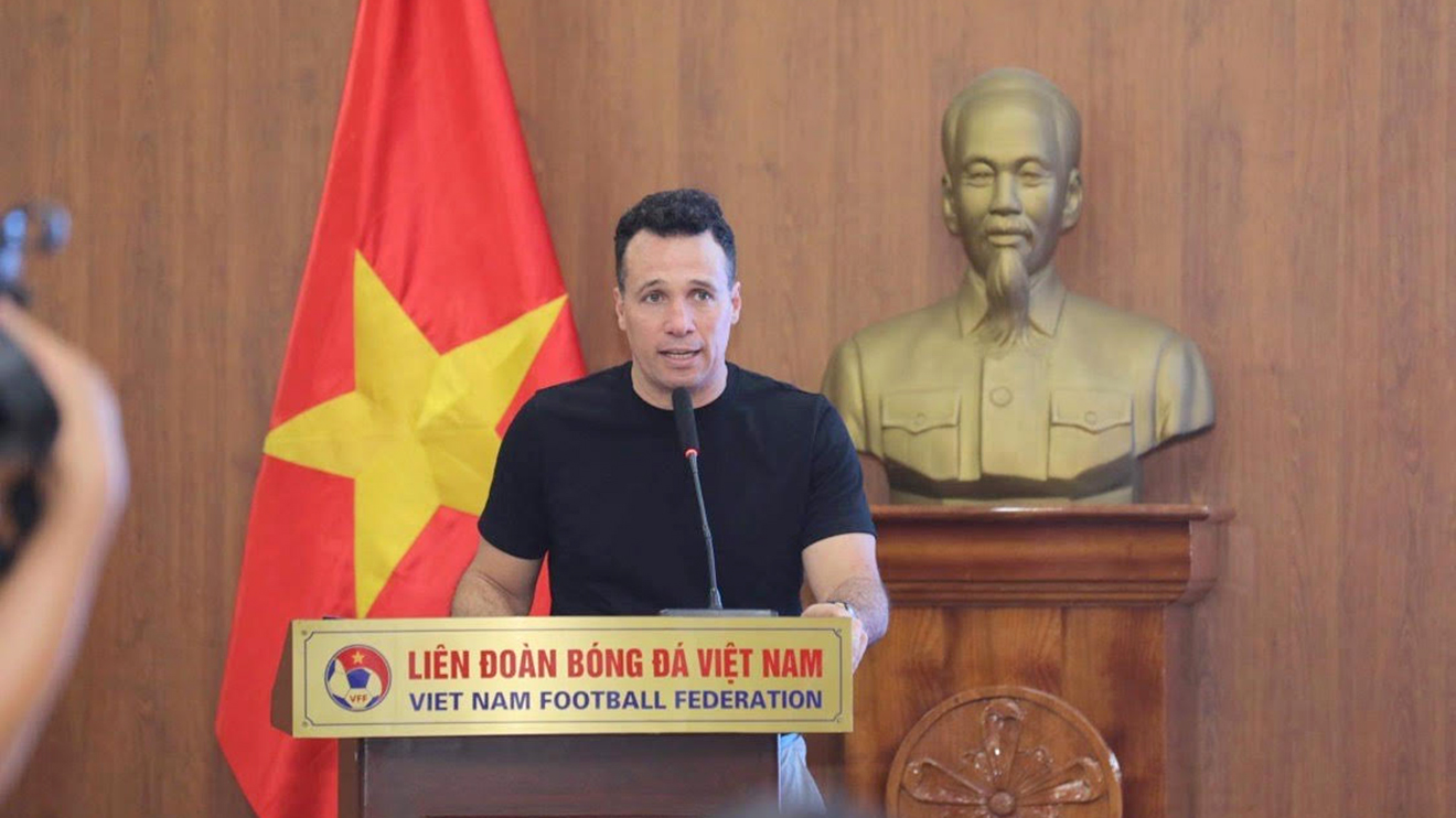 Futsal Việt Nam có 'thầy khủng'