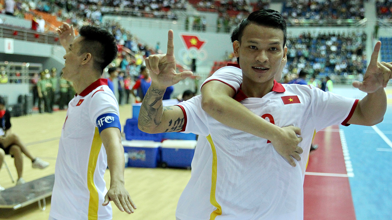 Futsal Việt Nam chạm một tay vào tấm HCV lịch sử