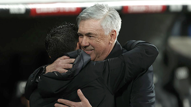 Real vẫn tin Ancelotti, Barcelona biết ơn Xavi