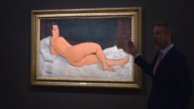 Kiệt tác ra đời cách đây 1 thế kỷ của Modigliani đạt giá 157,2 triệu USD