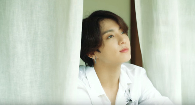 Jungkook, BTS, Jungkook BTS tung ảnh tự sướng, Ảnh Jungkook tuổi 21,