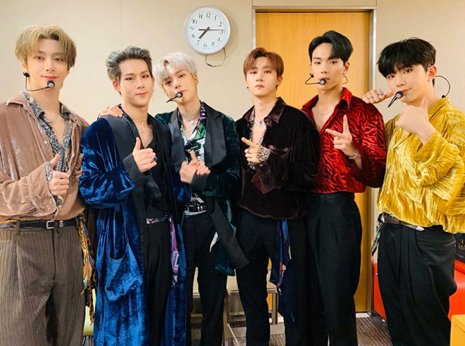 BTS, Twice, Blackpink... nhóm nhạc thần tượng nào có lượng fan ‘khủng’ nhất trên MXH? K pop social14 - BTS, Twice, Blackpink... nhóm nhạc thần tượng nào có lượng fan ‘khủng’ nhất trên MXH?