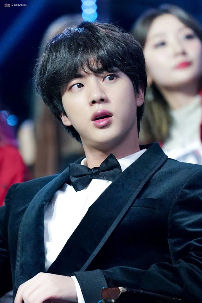 BTS, Jin, Anh cả Jin, Jin trai đẹp toàn cầu, Jungkook, Em út Vàng Jungkook