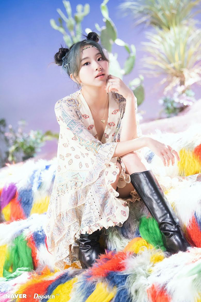 Twice, Chaeyoung, Chaeyoung mặc đẹp hơn người mẫu, Chaeyoung siêu mẫu