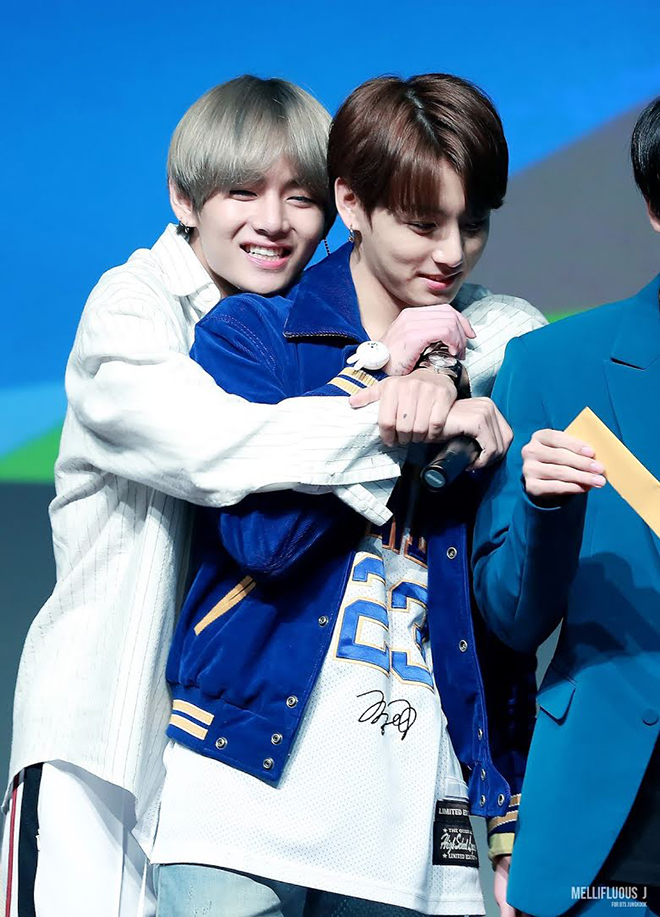 BTS, Jungkook, Cưng xỉu cách Jungkook chăm sóc V, V BTS, Jin, Jimin, Suga, RM BTS