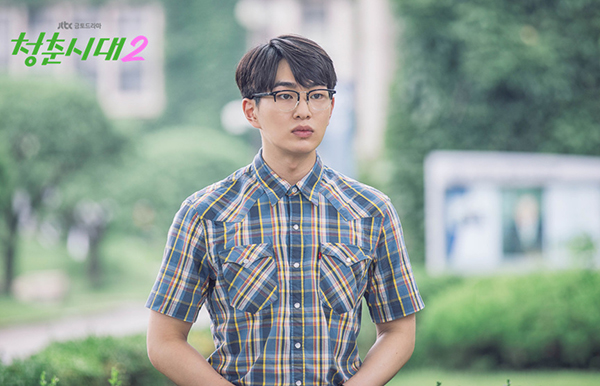 Trước đó, Onew đã bị tước vai diễn trong “Age Of Youth 2” vì vụ bê bối này