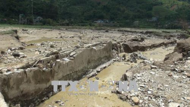 Mưa lũ gây sạt lở ở Sơn La