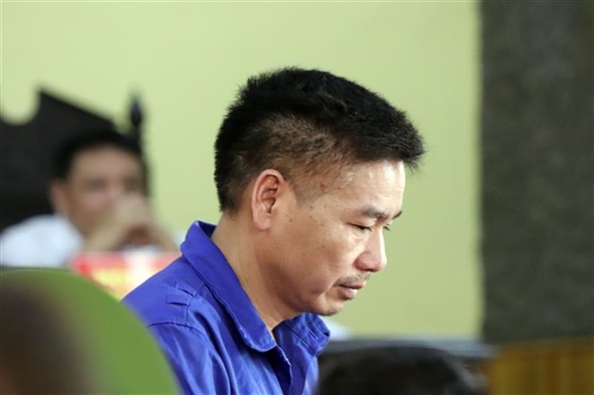 Bị cáo Trần Xuân Yến (nguyên Phó Giám đốc Sở Giáo dục và Đào tạo tỉnh Sơn La) bị đề nghị mức án 7-8 năm tù về tội "Lợi dụng chức vụ, quyền hạn trong thi hành công vụ".
