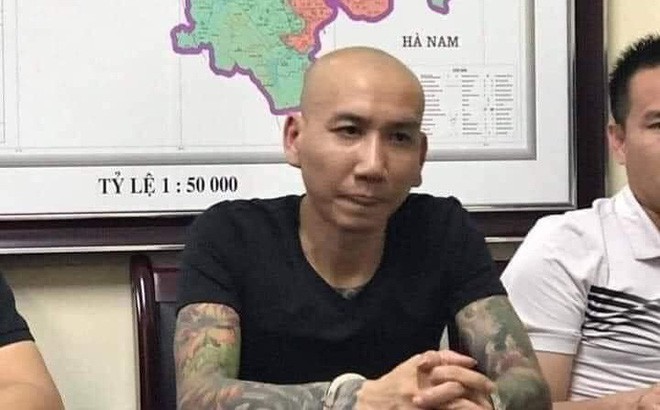 Phú Lê tại cơ quan điều tra