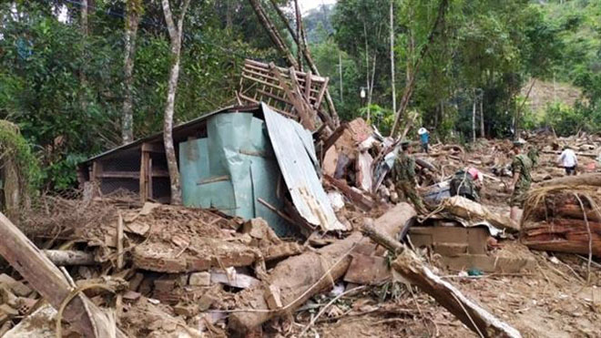 Vụ sạt lở đất ở Nam Trà My: Tìm thấy thêm hai thi thể nạn nhân ở thôn 1, xã Trà Leng, thêm điểm sạt lở ở xã Trà Mai