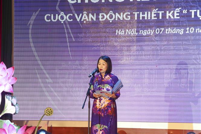 Đồng chí Bùi Thị Hòa, Phó Chủ tịch Hội Liên hiệp Phụ nữ Việt Nam, Trưởng Ban tổ chức chương trình phát biểu khai mạc. Ảnh: Tuấn Đức – TTXVN
