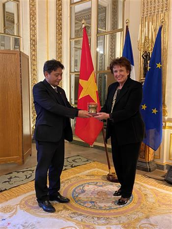 Pháp hợp tác với Việt Nam, Pháp và Việt Nam kết hợp trùng tu, bảo tồn các công trình kiến trúc