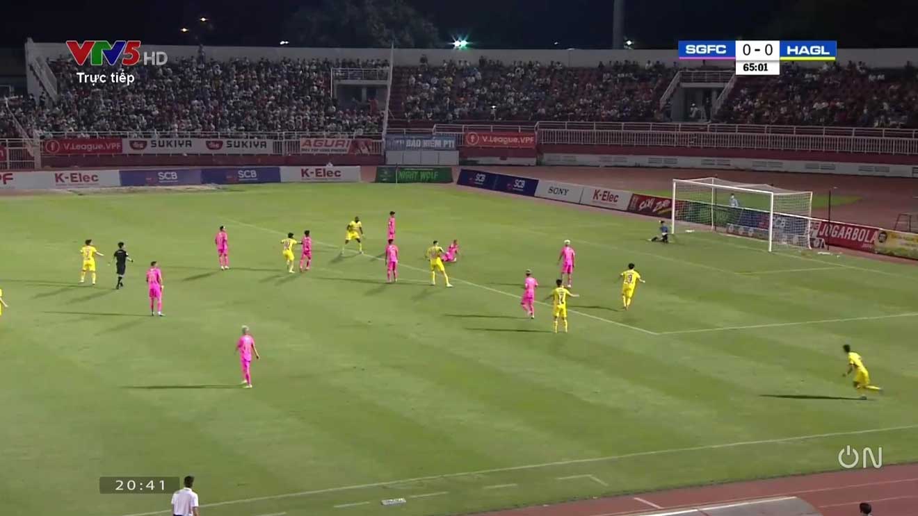 Video bàn thắng Sài Gòn 0-1 HAGL: Công Phượng tỏa sáng đúng lúc